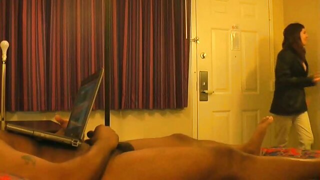 PARDON! mais j'aime ta video de lesbienne mere et fille femme