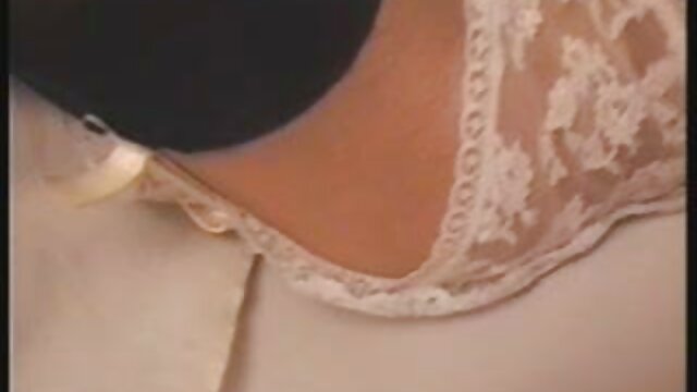 KittySweet aime les godes, se faire video lesbienne mere et fille lécher et venir ..