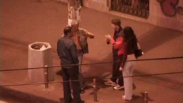 jolie salope avec pipe anale lâche mere et fille gouines