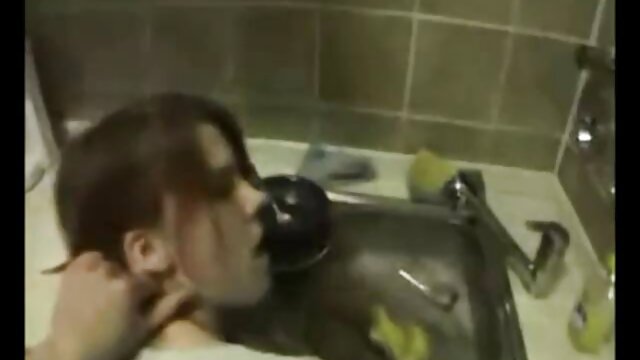 donjon demoiselle maman lesbienne video