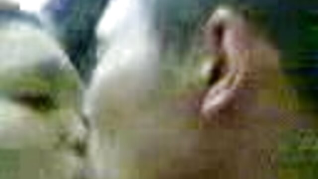Gia Derza se fait défoncer le cul video mere fille lesbienne rond par Manuel