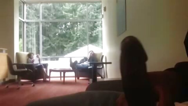 Les nonnes mere et fille lesbienne porn veulent des relations sexuelles au couvent et se confesser