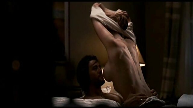 Sexy indien poussin baise buff guy fille et mere lesbienne