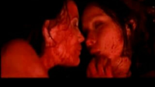 J'ai acheté un nouveau jouet pour porno lesbien mere et fille pousser ton cul bisexuel