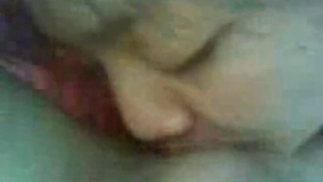 HaRdCoRe TEEN anal DOUBLE PENETRATION mere et fille gouines Ass GAPE hOLe