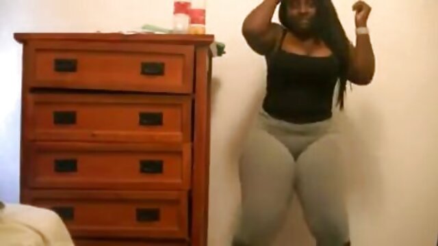 Brookepeeksxx video grand mere lesbienne