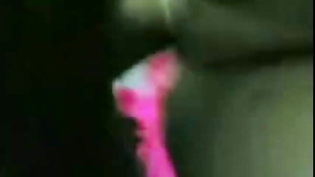Sur la plage mere fille lesbienne video